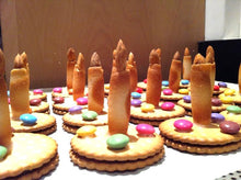 Lade das Bild in den Galerie-Viewer, Lumin Ess Kerz