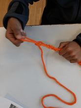 Lade das Bild in den Galerie-Viewer, Fingerhäkeln, für Schal