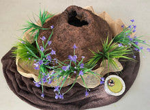 Lade das Bild in den Galerie-Viewer, Hügel blumen