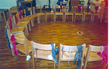 Lade das Bild in den Galerie-Viewer, Stuhlkreis_Piraten