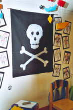 Lade das Bild in den Galerie-Viewer, Piratenflagge
