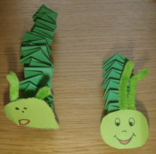 Lade das Bild in den Galerie-Viewer, Raupe Hexentreppe - Kopie