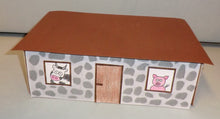 Lade das Bild in den Galerie-Viewer, bauernhof aus schuhschachtel - Kopie