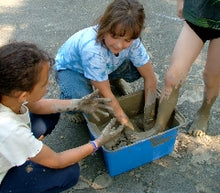 Lade das Bild in den Galerie-Viewer, Lehmofen - Kopie