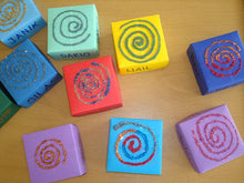 Lade das Bild in den Galerie-Viewer, Mutbox