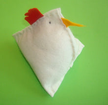 Lade das Bild in den Galerie-Viewer, Filz_Huhn_genaeht